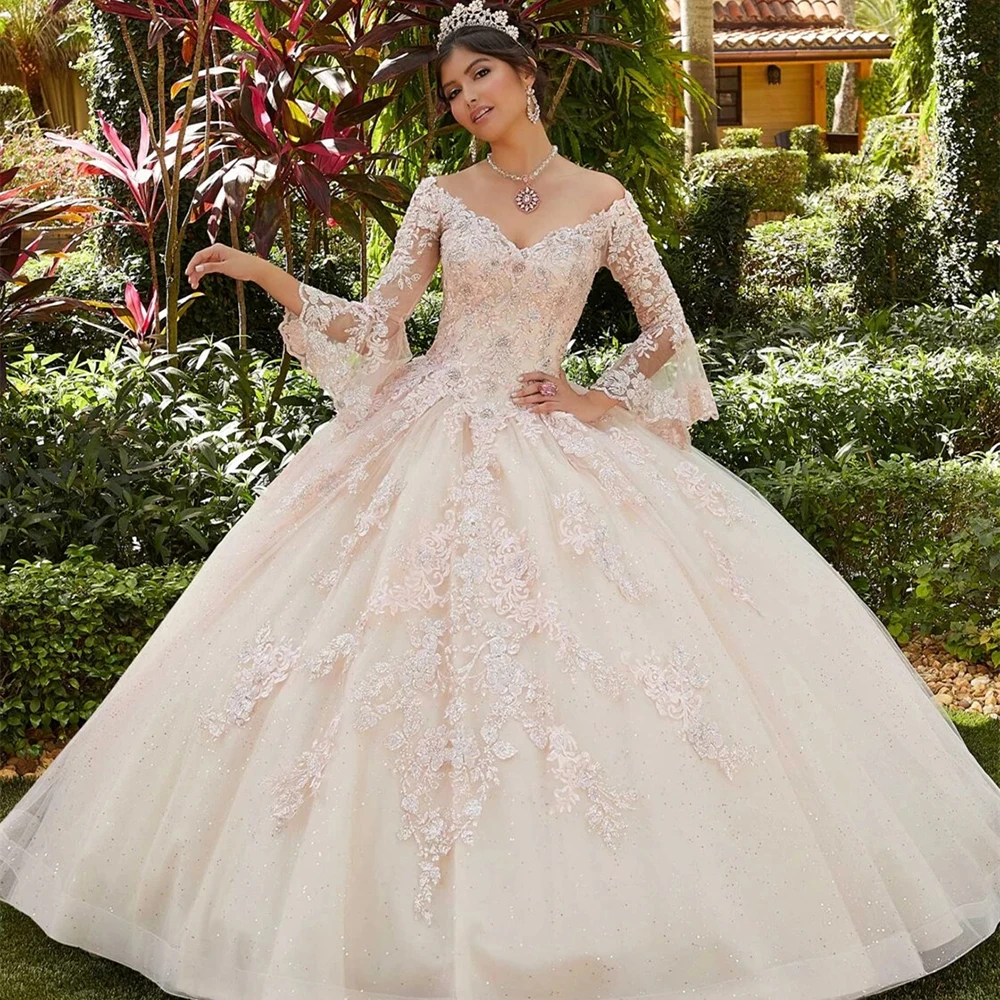 

Роскошное бальное платье принцессы, кружевное платье Quinceanera 2022 с V-образным вырезом, аппликациями, бисером, расклешенными рукавами, милое пл...