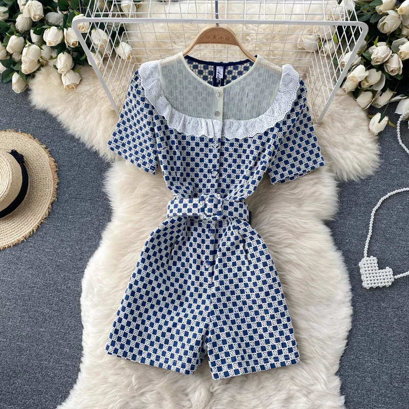 Summer French Vintage Hollow Out Embroidery Shorts Jumpsuit Women Mesh Splicing Ruffles Short Sleeve Casual Rompers Plausuits
Summer French Vintage Hollow Out Embroidery Shorts Jumpsuit Women Mesh Splicing Ruffles Short Sleeve Casual Rompers Plausuits