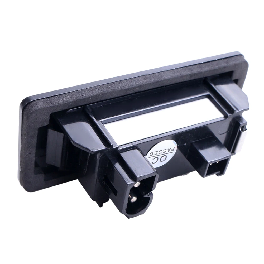 LED car License Plate Light Fit For BMW E90 M3 E92 E70 E39 F30 E60 E61 E93 car hide auto license plate holder number plate light
LED car License Plate Light Fit For BMW E90 M3 E92 E70 E39 F30 E60 E61 E93 car hide auto license plate holder number plate light