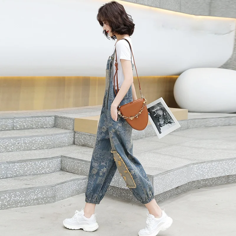 Slimming Loose Jumpsuit Women 's 2021 Summer New Korean Style Retro Hong Kong Style Do the Old Cowboy Suspender Pants
Slimming Loose Jumpsuit Women 's 2021 Summer New Korean Style Retro Hong Kong Style Do the Old Cowboy Suspender Pants
