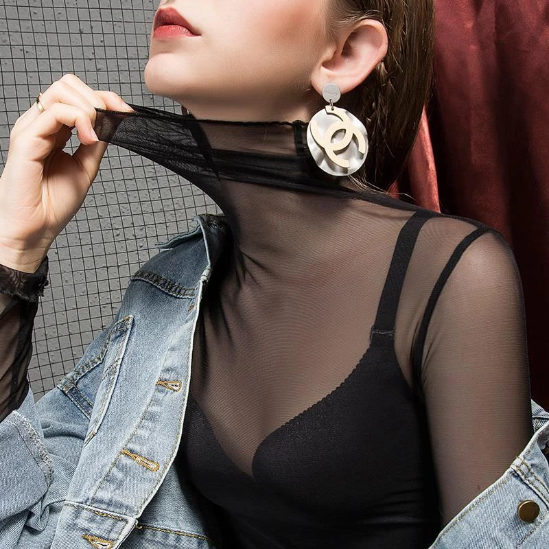 Basic long-sleeved top T-shirt autumn new style black mesh lace feminine high-neck Western style long-sleeved fashion
Basic long-sleeved top T-shirt autumn new style black mesh lace feminine high-neck Western style long-sleeved fashion