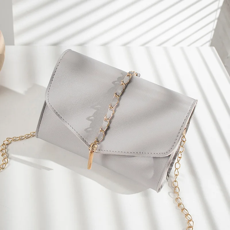 2020 new Korean style tassel small square bag spring and summer new fashion one-shoulder messenger handbag female bag
2020 new Korean style tassel small square bag spring and summer new fashion one-shoulder messenger handbag female bag