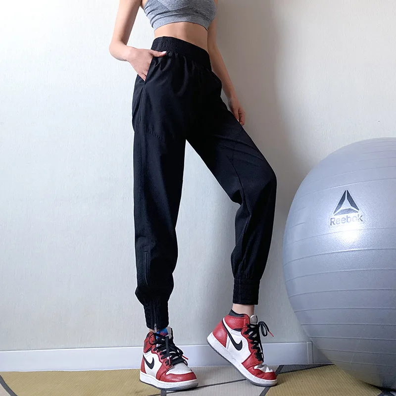 WILK Sweatpants Women's Loose Closure, Quick-drying Fitness Overalls, High Waist, Thin Professional Yoga Pants Thin Section
WILK Sweatpants Women's Loose Closure, Quick-drying Fitness Overalls, High Waist, Thin Professional Yoga Pants Thin Section