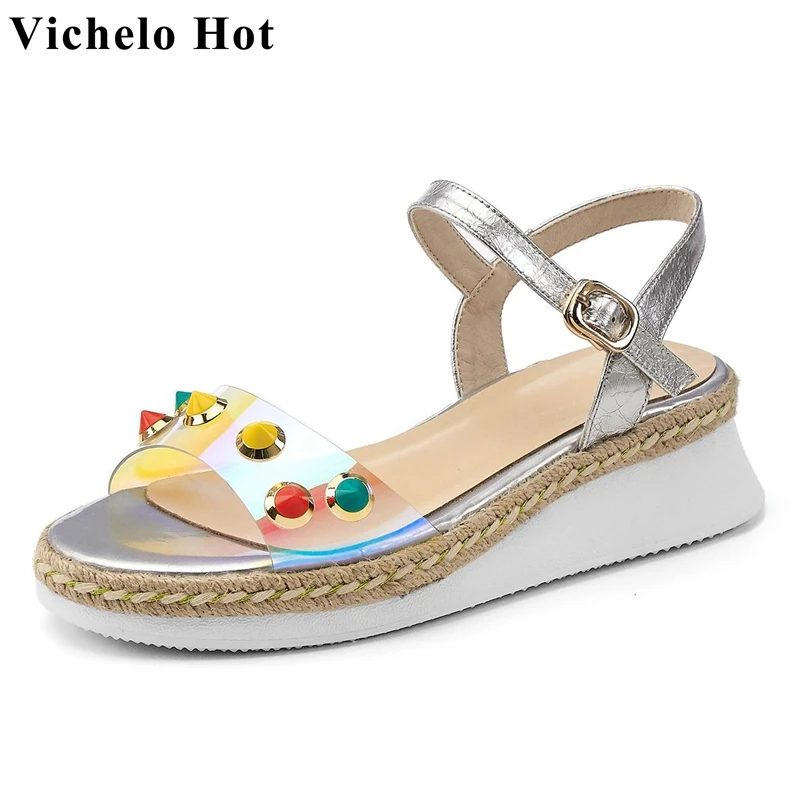 Vichelo Hot new natural leather peep toe high heels casual shoes rivet decorations special design elegant lady sandals women L58
Vichelo Hot new natural leather peep toe high heels casual shoes rivet decorations special design elegant lady sandals women L58