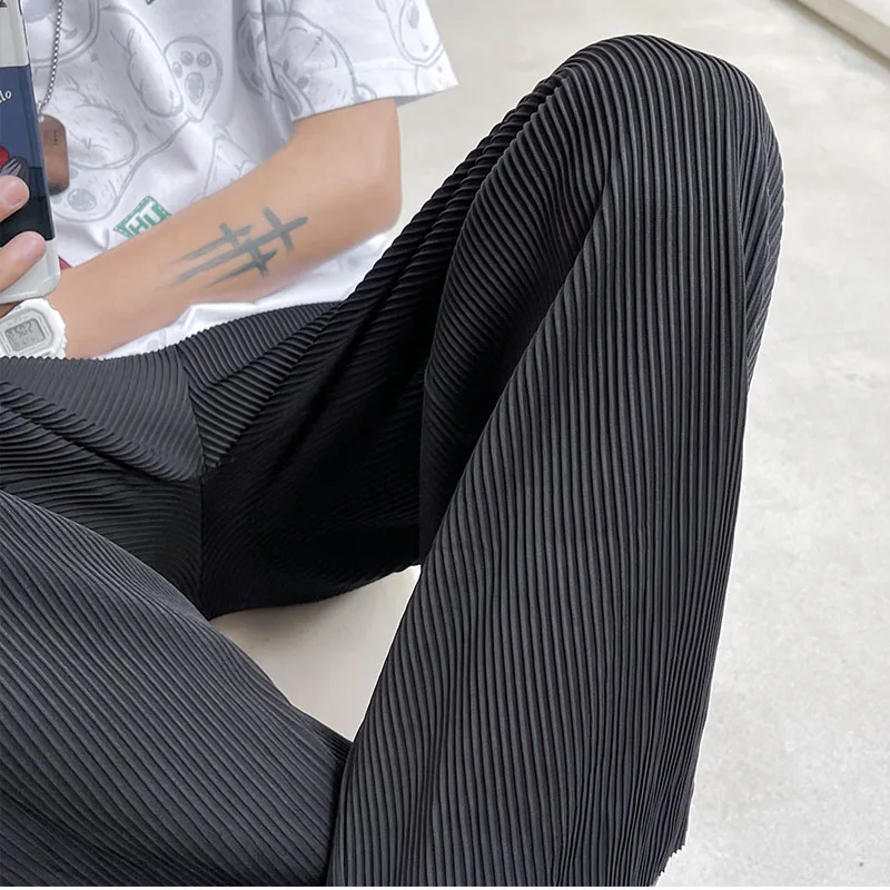Men's Pleated Fabric High Waist Solid Color Loose Casual Straight Pants Streetwear Vintage Comfortable Trousers for Man Women
Men's Pleated Fabric High Waist Solid Color Loose Casual Straight Pants Streetwear Vintage Comfortable Trousers for Man Women