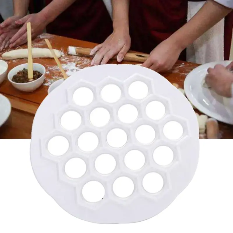 19-hole Plastic Dumpling Machine Cuts Maker for Ravioli Pasta Wrappers Mold Pot Sticker Kitchen Accessories 
19-hole Plastic Dumpling Machine Cuts Maker for Ravioli Pasta Wrappers Mold Pot Sticker Kitchen Accessories