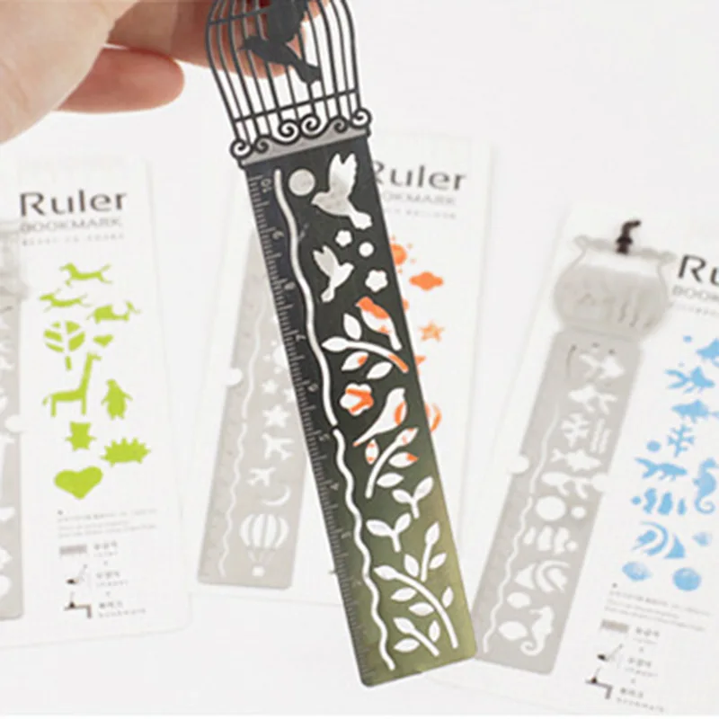 Retro Hollow Exquisite Metal Bookmark with Scale Ruler Creative Multifunctional Painting Icon Model Ruler School Supplies
Retro Hollow Exquisite Metal Bookmark with Scale Ruler Creative Multifunctional Painting Icon Model Ruler School Supplies