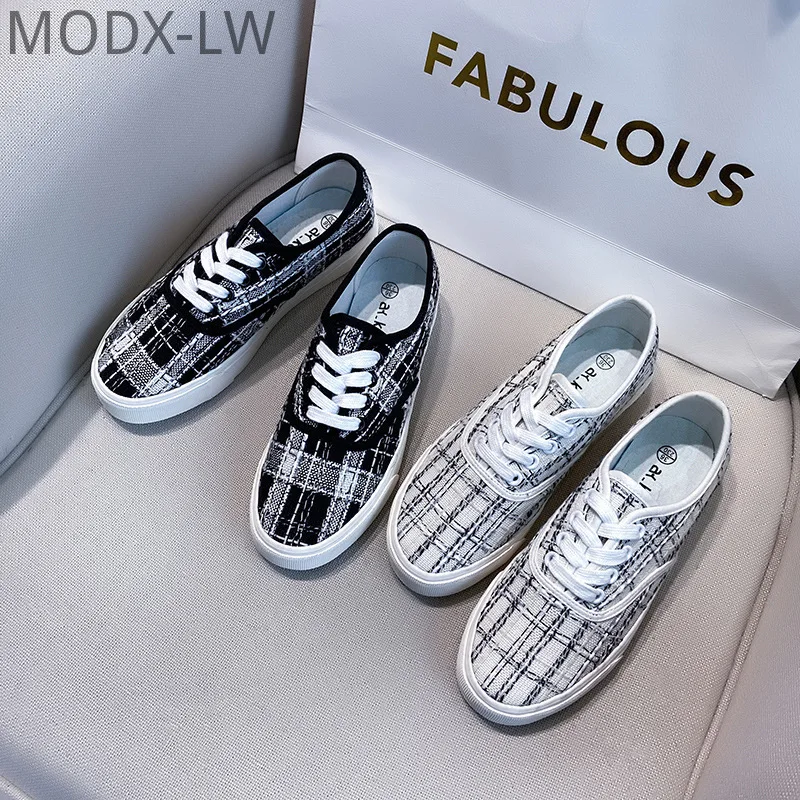 Brand new spring ladies canvas casual shoes summer fashion girls breathable casual lace-up flat shoes sneakers fashion designer
Brand new spring ladies canvas casual shoes summer fashion girls breathable casual lace-up flat shoes sneakers fashion designer