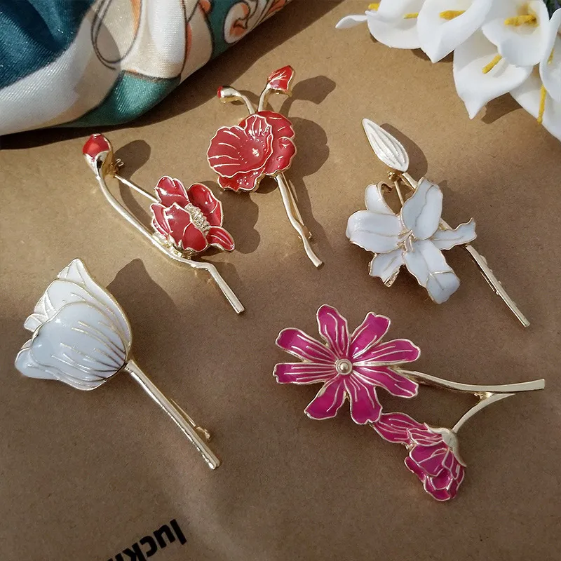 Flower Brooches Tulip Corsage Enamel Alloy Lily Brooch Pin for Women Bag Clothes Lapel Pins Elegant Jewelry Gift for Friends
Flower Brooches Tulip Corsage Enamel Alloy Lily Brooch Pin for Women Bag Clothes Lapel Pins Elegant Jewelry Gift for Friends