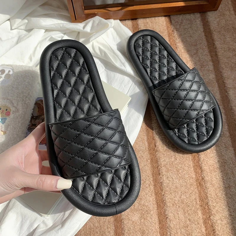 Shoes Ladies' Slippers Slipers Women Luxury Slides Soft Summer Massage 2021 Flat Designer Fabric Basic Rome PU Fashion Rubber
Shoes Ladies' Slippers Slipers Women Luxury Slides Soft Summer Massage 2021 Flat Designer Fabric Basic Rome PU Fashion Rubber