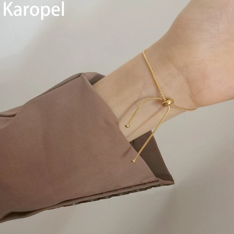 Minimalist Gold Pull Titanium Steel Bracelets for Women New Korean Fashion Jewelry Girl's Indelible Accessories Student Bracelet
Minimalist Gold Pull Titanium Steel Bracelets for Women New Korean Fashion Jewelry Girl's Indelible Accessories Student Bracelet