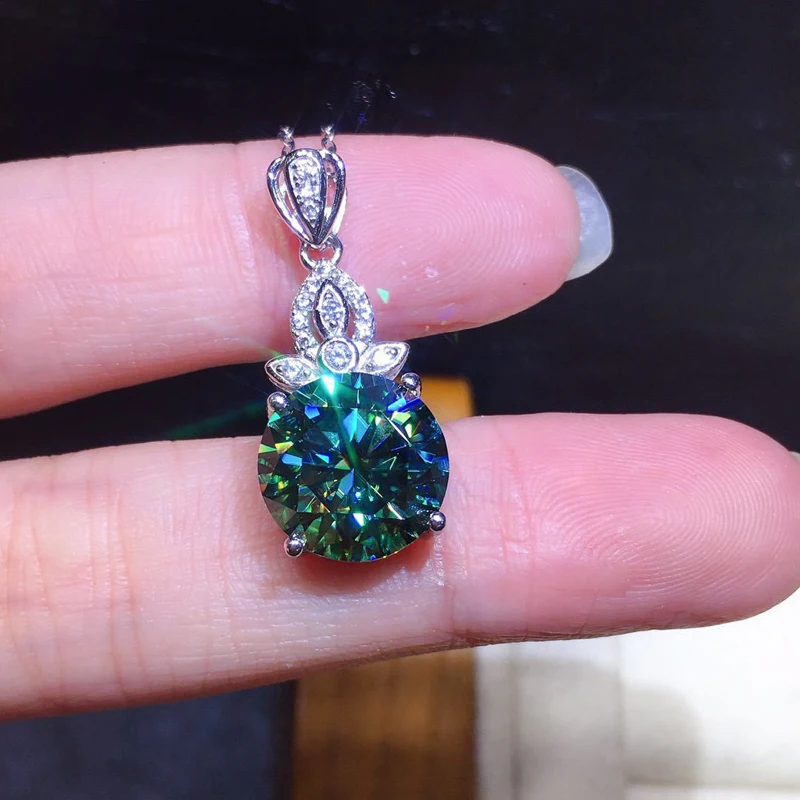 925 Sterling Silver Fine Jewelry With Dazzling Colorful Moissanite Pendant Necklace For Women Wedding Engagement Birthday Gift
925 Sterling Silver Fine Jewelry With Dazzling Colorful Moissanite Pendant Necklace For Women Wedding Engagement Birthday Gift