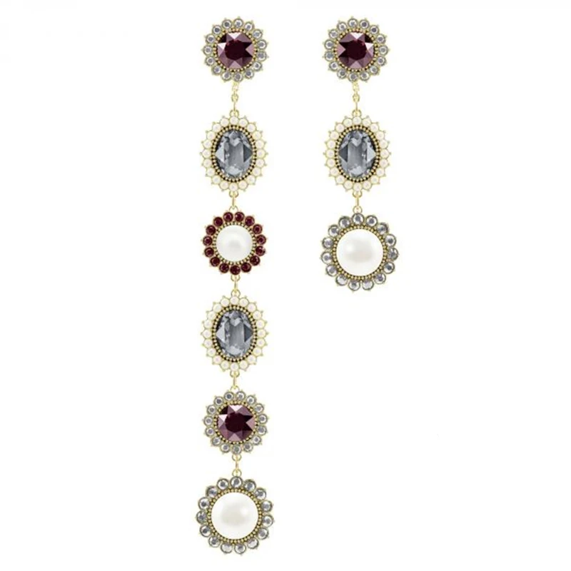 2021 Fashion Jewelry SWA 1: 1 New Charm Retro Style Oval Blue Crystal Pearl female Earrings luxury Romantic gift
2021 Fashion Jewelry SWA 1: 1 New Charm Retro Style Oval Blue Crystal Pearl female Earrings luxury Romantic gift