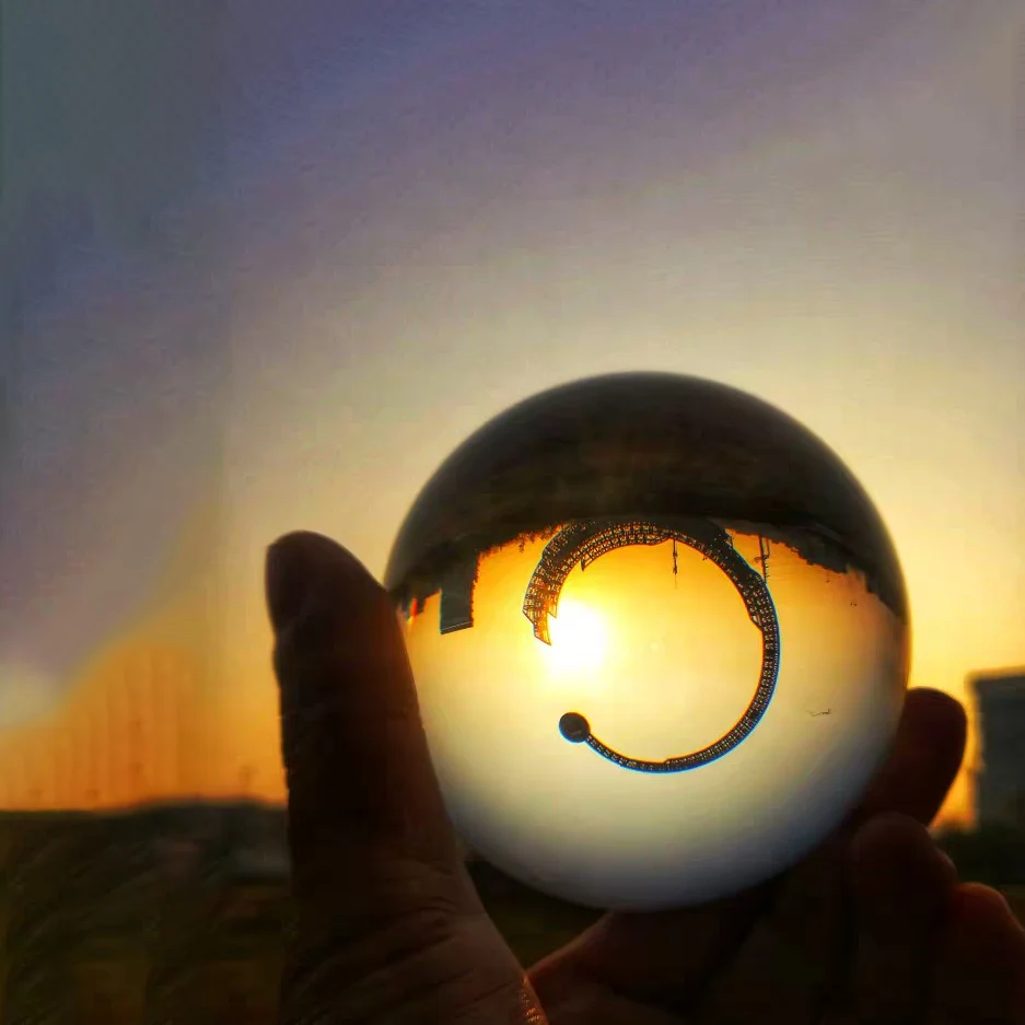 18-50mm Crystal Ball Transparent Glass Treatment Field Photography Props Gift New for Home Wedding Decoration Crystal Ball
18-50mm Crystal Ball Transparent Glass Treatment Field Photography Props Gift New for Home Wedding Decoration Crystal Ball