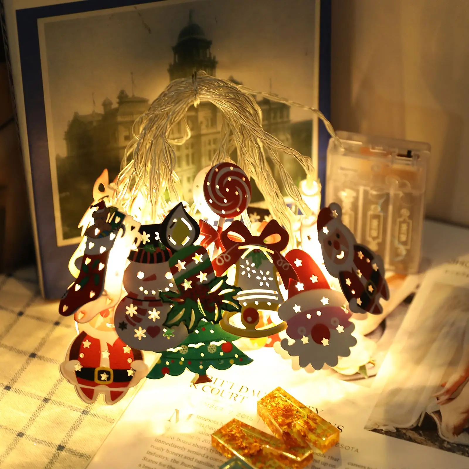 2021Christmas Decor Lights 20LED Christmas Tree Decoration String Holiday Party Garden Decoration Warm White Christmas Ornaments
2021Christmas Decor Lights 20LED Christmas Tree Decoration String Holiday Party Garden Decoration Warm White Christmas Ornaments