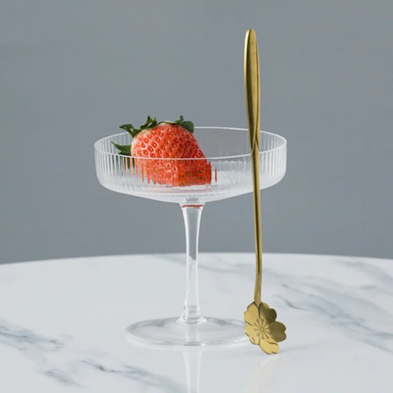 Shallow Mouth Cocktail Wine Crystal Glass Cup Ice Cream Yogurt Goblet Pudding Dessert Container Home Bars Parties Champagne Cups
Shallow Mouth Cocktail Wine Crystal Glass Cup Ice Cream Yogurt Goblet Pudding Dessert Container Home Bars Parties Champagne Cups