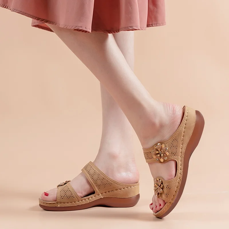sandals women 2021 Summer Women Shoes Wedges Sandals Platform Casual Roman Women's Sandals Beach Shoes Soft Female Shoes Woman
sandals women 2021 Summer Women Shoes Wedges Sandals Platform Casual Roman Women's Sandals Beach Shoes Soft Female Shoes Woman
