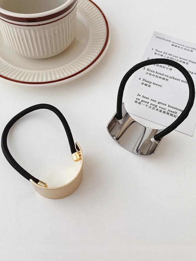 Xwen 2021 Metal Rubber Band Female Head Retro Hair Ring Ins Net Red Korean Head Rope Simple Temperament Super Fire
Xwen 2021 Metal Rubber Band Female Head Retro Hair Ring Ins Net Red Korean Head Rope Simple Temperament Super Fire