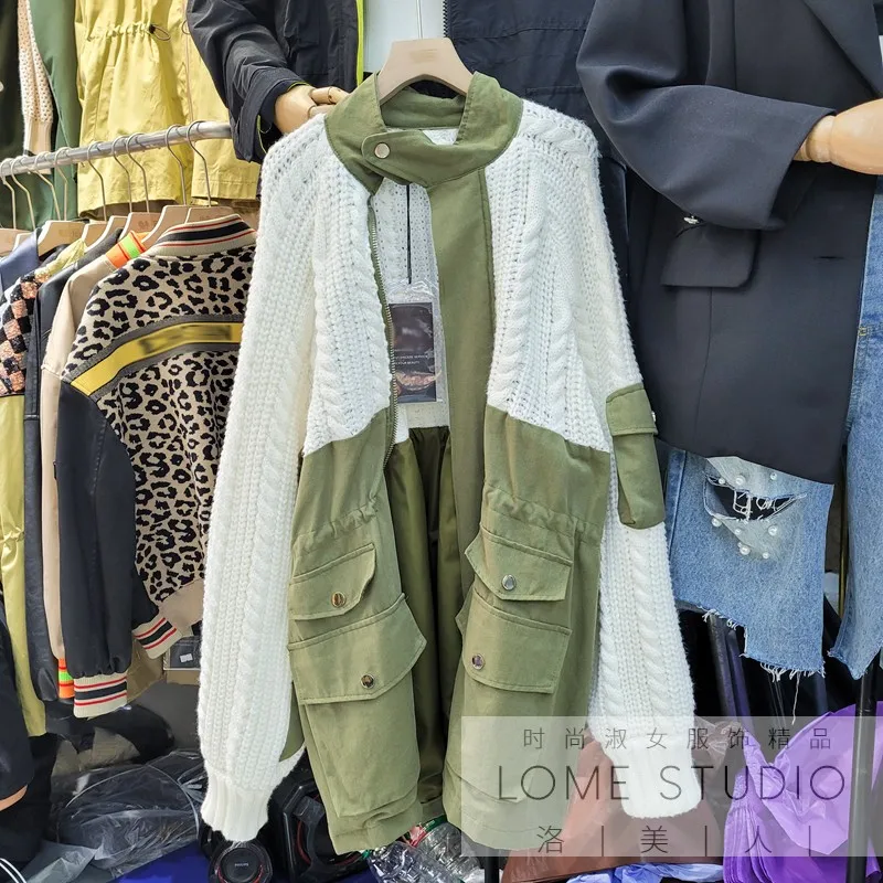 2021 New Spring Autumn Long Sleeve Women Windbreaker Contrast Stitching Stand Collar Knitted Sweater Cardigans Coat Casual 
2021 New Spring Autumn Long Sleeve Women Windbreaker Contrast Stitching Stand Collar Knitted Sweater Cardigans Coat Casual