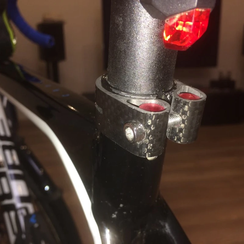 Carbon Fiber Open Ultra-Light Lock Seat Tube Clip MTB Bicycle Seat Tube Clip for 27.2mm MTB Bicycle Seat Post Tube
Carbon Fiber Open Ultra-Light Lock Seat Tube Clip MTB Bicycle Seat Tube Clip for 27.2mm MTB Bicycle Seat Post Tube