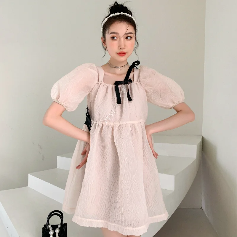 Kimotimo Summer Short Sleeve Dress Vintage Design Square Collar Sweet Tender Puff Sleeve A-Line Princess Dress Ins 2021 Vestidos 
Kimotimo Summer Short Sleeve Dress Vintage Design Square Collar Sweet Tender Puff Sleeve A-Line Princess Dress Ins 2021 Vestidos