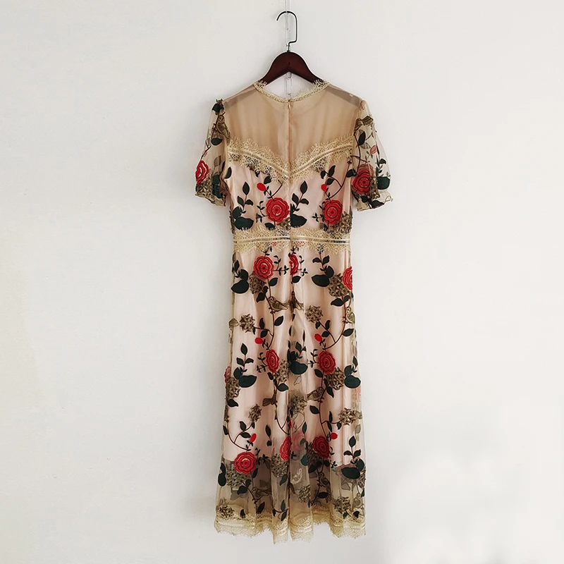 Summer Runway Fashion Women 2021 High Quality Flower Embroidery Mesh Ruffles Long Elegant Beach Holiday Dress
Summer Runway Fashion Women 2021 High Quality Flower Embroidery Mesh Ruffles Long Elegant Beach Holiday Dress