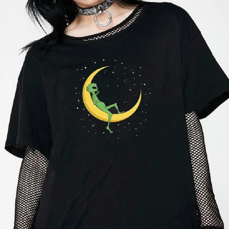 Alien Lies On The Moon Graphic Tee Kawaii Cute Funny Women t-shirt Cool Grunge Vintage Women Tee Harajuku Hipster Tumblr Top
Alien Lies On The Moon Graphic Tee Kawaii Cute Funny Women t-shirt Cool Grunge Vintage Women Tee Harajuku Hipster Tumblr Top