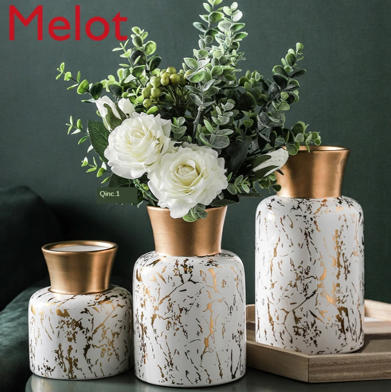 European Simple Living Room Flower Arrangement Vase Modern Creative Golden Gold Outline Ceramics Vase Decoration Home Ornament
European Simple Living Room Flower Arrangement Vase Modern Creative Golden Gold Outline Ceramics Vase Decoration Home Ornament