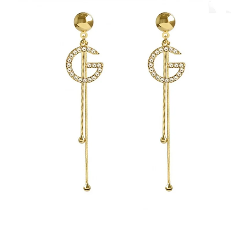 Long Letter Tassel Earrings Female 2021 Korea Summer New Style Light Luxury Fashion High-End Design Temperament Earrings
Long Letter Tassel Earrings Female 2021 Korea Summer New Style Light Luxury Fashion High-End Design Temperament Earrings