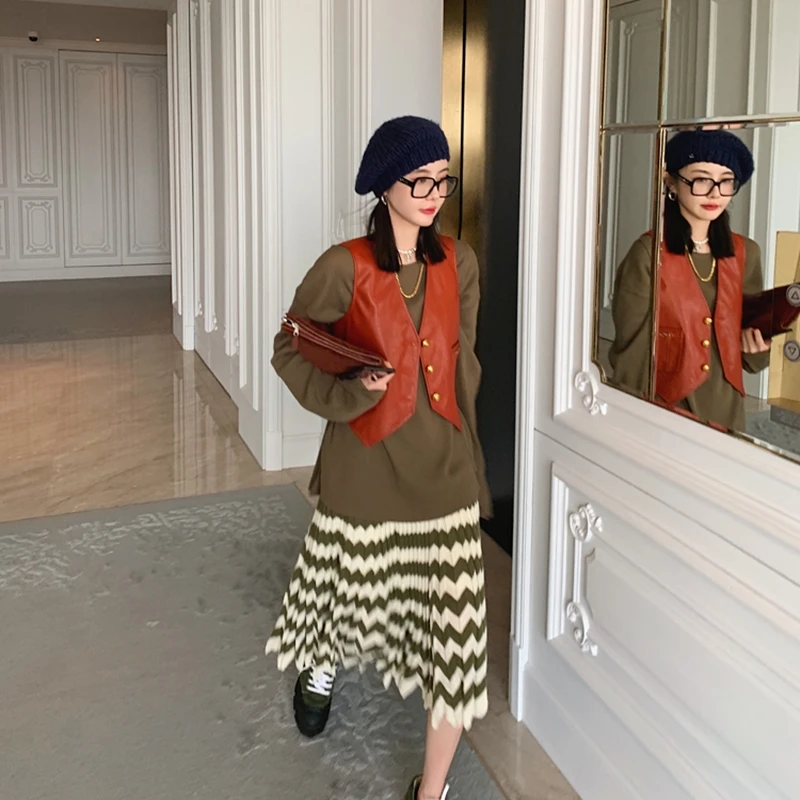 Split Korea Vent Women Vintage Joint Long Loose Fit Vest New Lapel Sleeveless Fashion Tide Spring Autumn 2021
Split Korea Vent Women Vintage Joint Long Loose Fit Vest New Lapel Sleeveless Fashion Tide Spring Autumn 2021
