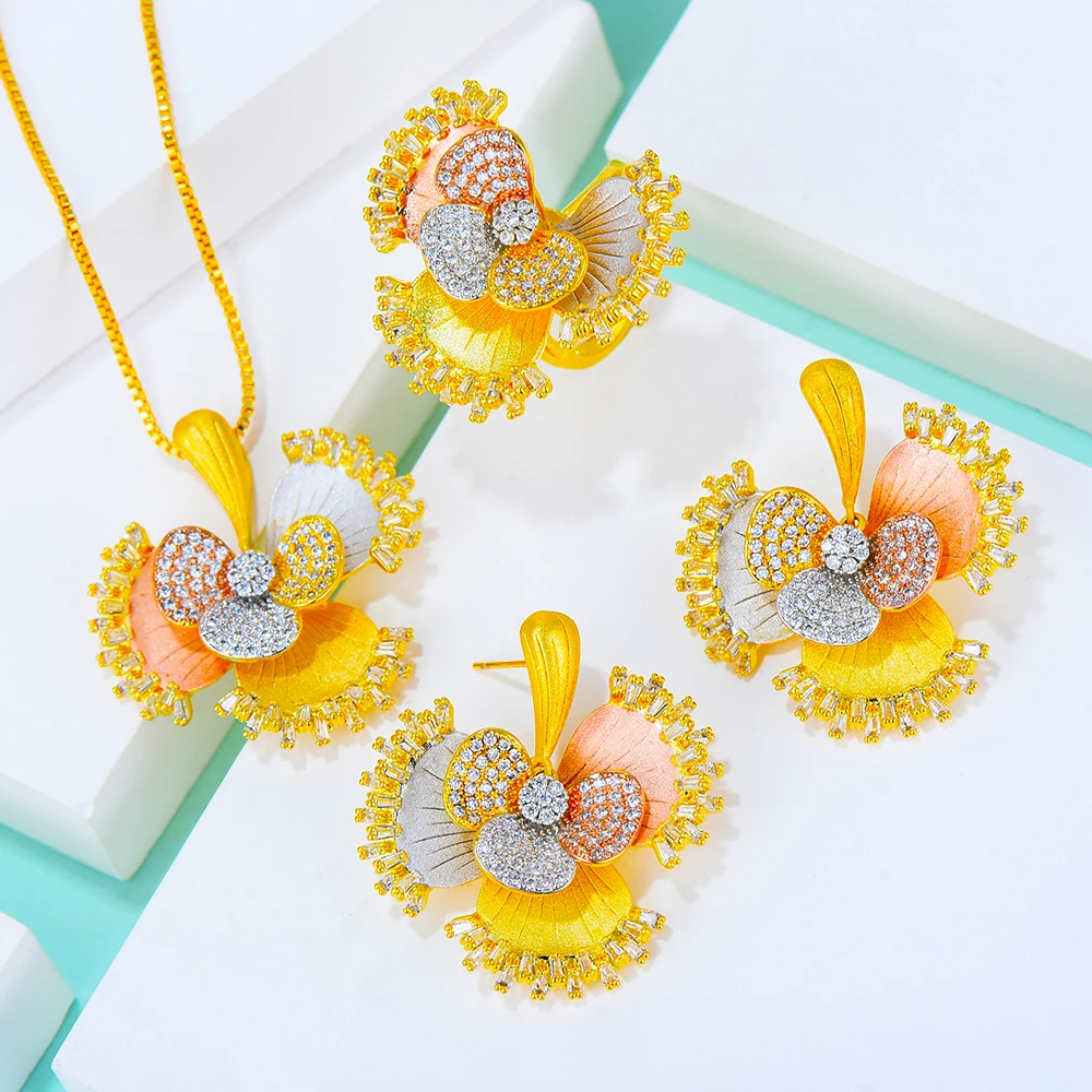High Quality 3PCS Jewelry Set New Luxury Delicate Flower Micro Plated Necklace with Earrings and Ring for Engagement Trendy Gift
High Quality 3PCS Jewelry Set New Luxury Delicate Flower Micro Plated Necklace with Earrings and Ring for Engagement Trendy Gift
