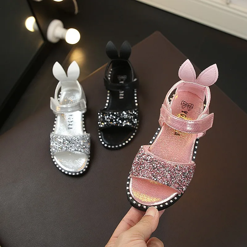 New Kids Sandals Summer Girls Shoes Princess Fashion PU Beach Children Sandals Baby Toddler Shoes Casual Soft Sandalia Infantil
New Kids Sandals Summer Girls Shoes Princess Fashion PU Beach Children Sandals Baby Toddler Shoes Casual Soft Sandalia Infantil