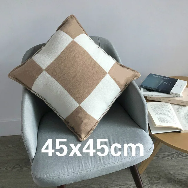 Luxury Letter H Cashmere Design Blanket Crochet Soft Wool Shawl Blankets for Beds Winter Warm Couch Blanket Knit Throw Blanket
Luxury Letter H Cashmere Design Blanket Crochet Soft Wool Shawl Blankets for Beds Winter Warm Couch Blanket Knit Throw Blanket