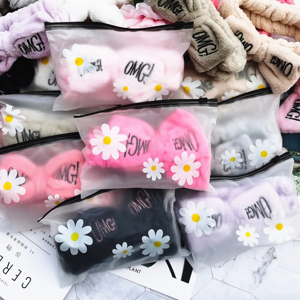 Bag Packed OMG Letter Coral Fleece Wash Face Bow Hairbands For Women Girls Headbands Headwear Hair Bands Turban Hair Accessories
Bag Packed OMG Letter Coral Fleece Wash Face Bow Hairbands For Women Girls Headbands Headwear Hair Bands Turban Hair Accessories