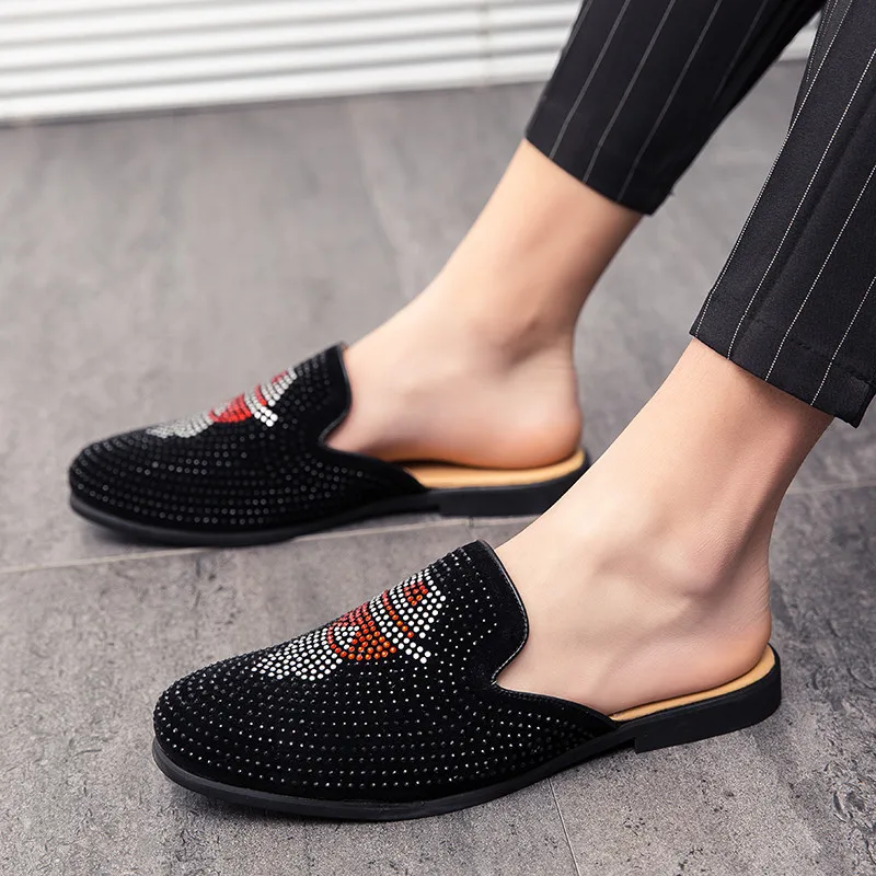 Non-slip Low Cut Brand Flat Party Personality Slippers Wear-resistant Light Half Drag Office Business Fashion Comfortable
Non-slip Low Cut Brand Flat Party Personality Slippers Wear-resistant Light Half Drag Office Business Fashion Comfortable
