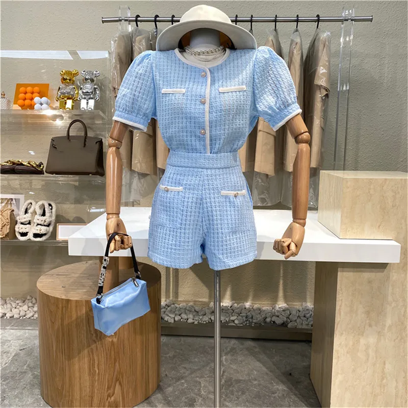 Fashion Socialite Wind Bubble Sleeve Lattice Grain Collision Color Coat+tall Waist Shows Broad Leg Shorts Foreign Style Suit
Fashion Socialite Wind Bubble Sleeve Lattice Grain Collision Color Coat+tall Waist Shows Broad Leg Shorts Foreign Style Suit