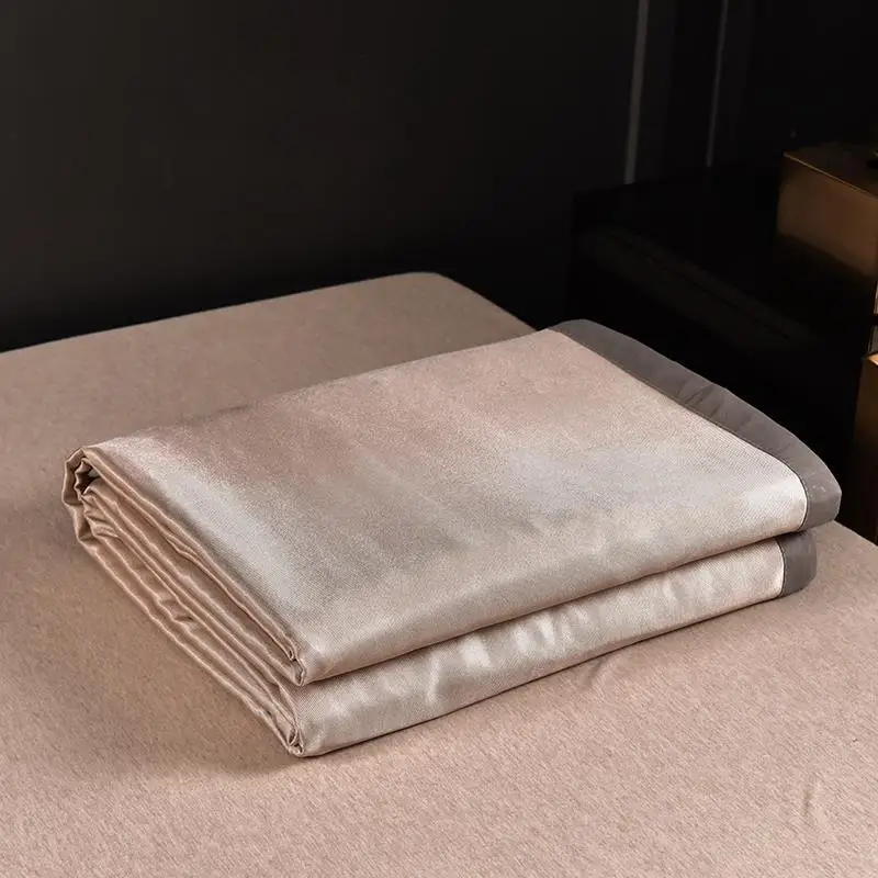 Summer Ice Silk Sheets Three-piece Double Bed Single Summer Sheets Can Be Machine Washed Solid Color Single Bed
Summer Ice Silk Sheets Three-piece Double Bed Single Summer Sheets Can Be Machine Washed Solid Color Single Bed