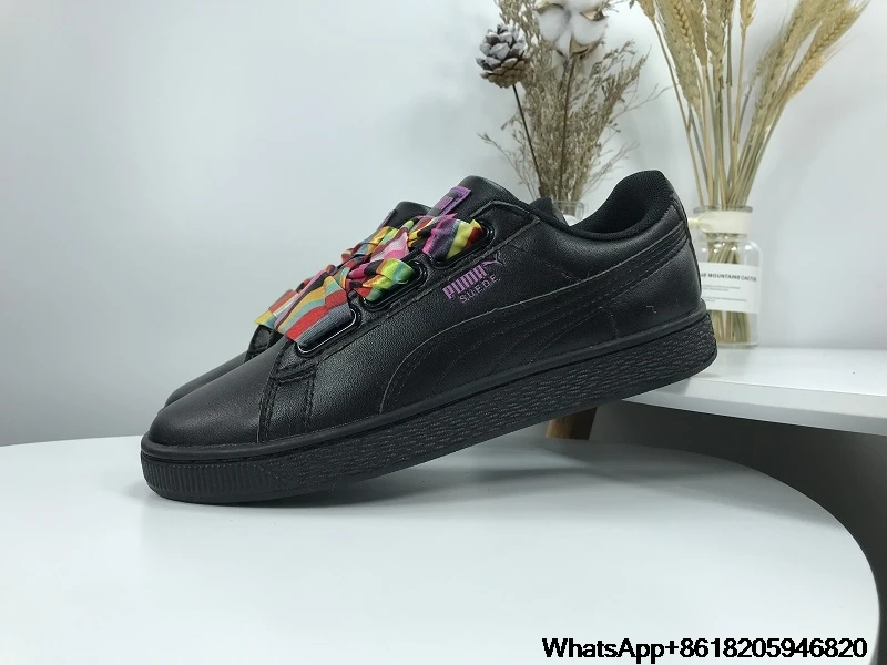 2020 Rihanna Basket Suede Classic x TheWeeknd bow Running Shoes Women Sneakers shoes Casual shoes board shoes size 36-40
2020 Rihanna Basket Suede Classic x TheWeeknd bow Running Shoes Women Sneakers shoes Casual shoes board shoes size 36-40