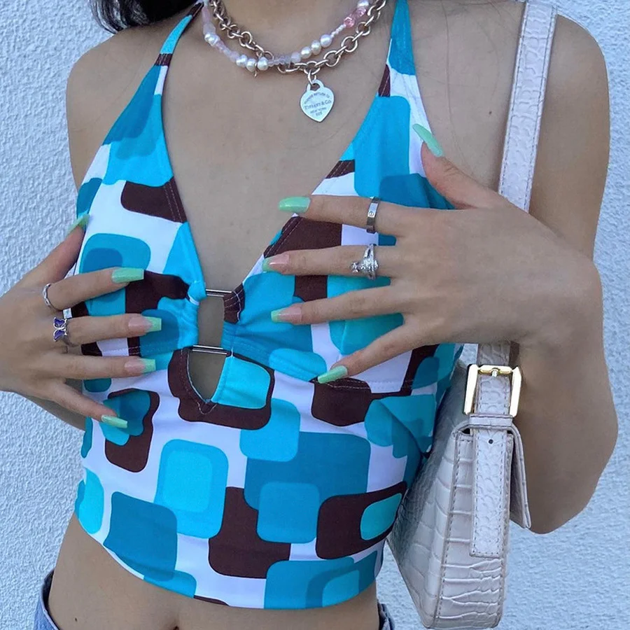 New 2021 y2k Crop Top Backless Metal Halter Top Vintage Print Sexy Corset Camis Female Summer Hollow Out Sweats Blue Mini Vests
New 2021 y2k Crop Top Backless Metal Halter Top Vintage Print Sexy Corset Camis Female Summer Hollow Out Sweats Blue Mini Vests