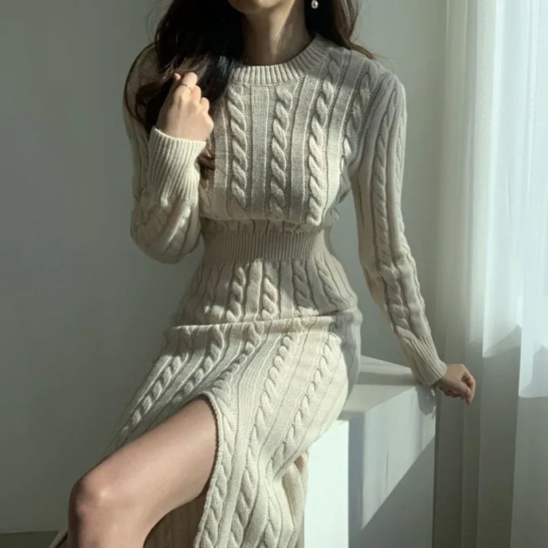 Korean Chic Personality Wild Round Neck Linen Pattern Front and Rear Two-wear Design Carefully Machine Slit Sweater Dress Female
Korean Chic Personality Wild Round Neck Linen Pattern Front and Rear Two-wear Design Carefully Machine Slit Sweater Dress Female