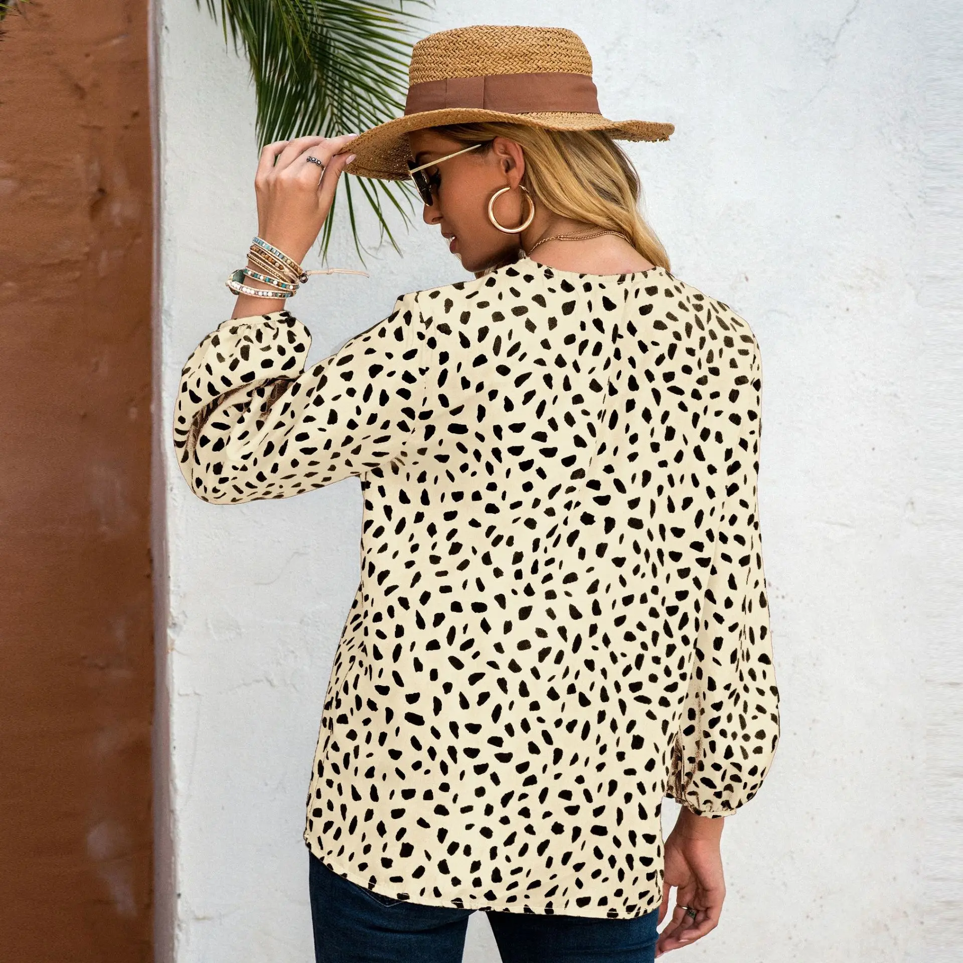 Casual Long Sleeve Shirt Blouse Women Tops and Bloues 2021 Spring Summer Leopard Print White Black Loose Shirts
Casual Long Sleeve Shirt Blouse Women Tops and Bloues 2021 Spring Summer Leopard Print White Black Loose Shirts