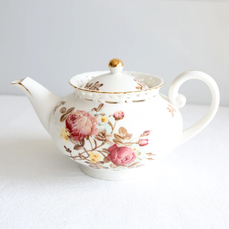 

Vintage Rose Ceramic Coffee Cup Saucer Spoon Teapot Set Afternoon Dessert Flower Tea Cups Porcelain Coffee Mugs Water Kettles