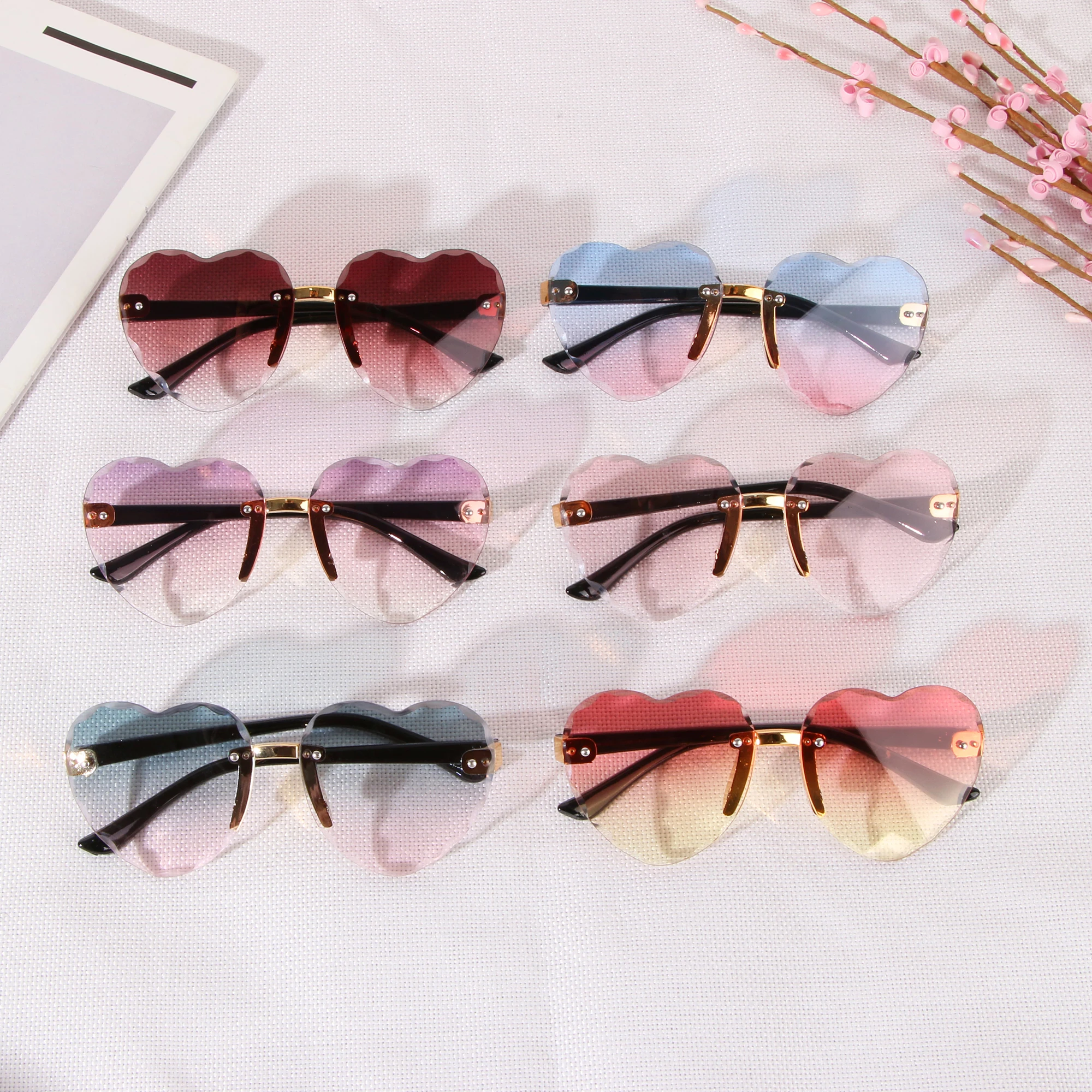 Kids Rimless Frame Sunglasses Glasses Shades for Boys Girls, Heart Love Pattern UV400 Protection Sunglasses For Age 3-10
Kids Rimless Frame Sunglasses Glasses Shades for Boys Girls, Heart Love Pattern UV400 Protection Sunglasses For Age 3-10