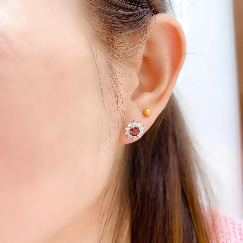 SHILOVEM 925 sterling silver Natural garnet stud earrings fine Jewelry women wedding women wholesale new 5*5mm be0505698ags
SHILOVEM 925 sterling silver Natural garnet stud earrings fine Jewelry women wedding women wholesale new 5*5mm be0505698ags