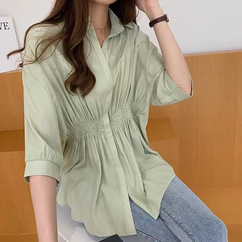 2020 Women Blouse Turn-down Collar Button Simple Elegant Fashion Women's Shirts Spring and Summer Office Lady White Tops Casual
2020 Women Blouse Turn-down Collar Button Simple Elegant Fashion Women's Shirts Spring and Summer Office Lady White Tops Casual
