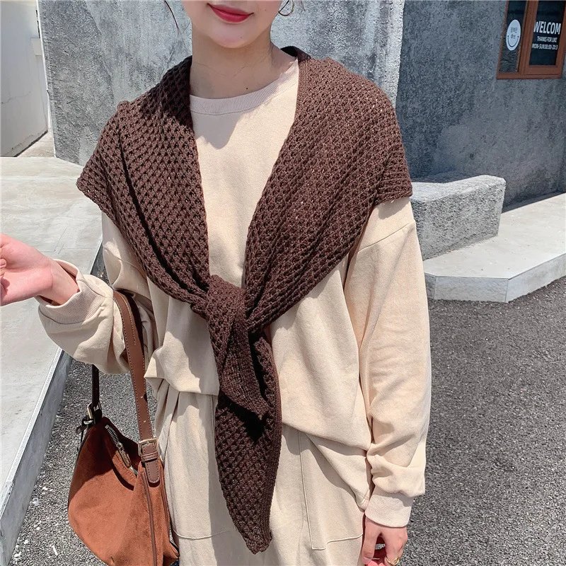 Knitted hollow out Triangular scarf shawl warm women spring and autumn wrap Stole Cape Scarves
Knitted hollow out Triangular scarf shawl warm women spring and autumn wrap Stole Cape Scarves