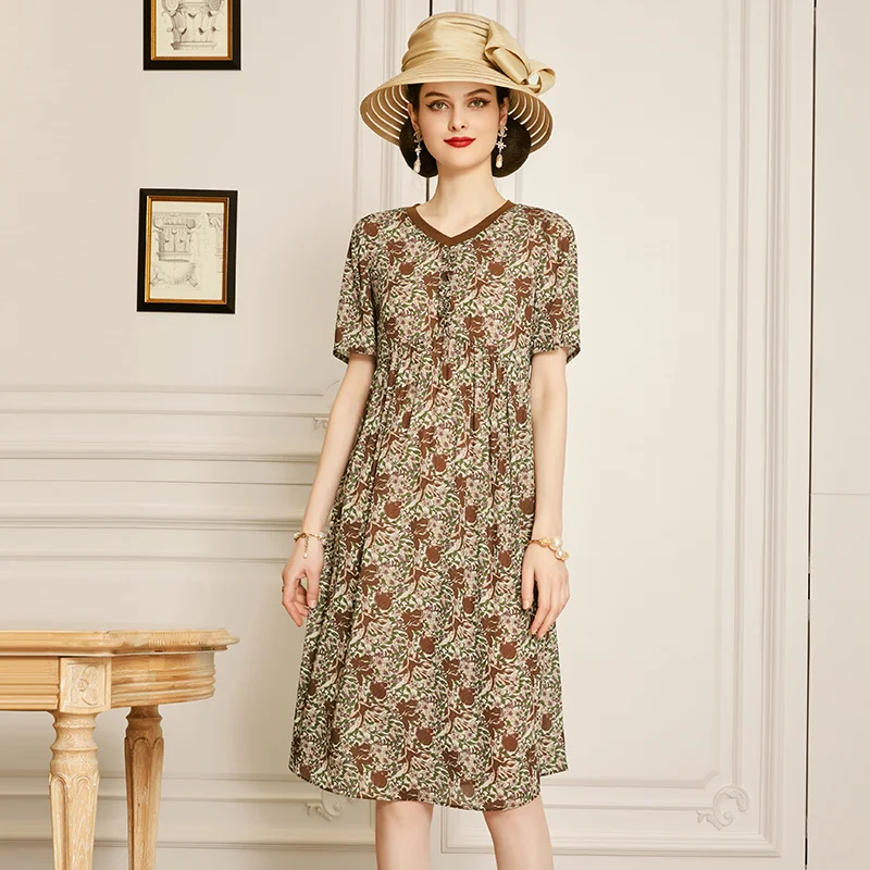 SHZQ 2021 Summer New Printed Chiffon Dress Women's Middle and Long V-neck Loose and Thin A-line Skirt
SHZQ 2021 Summer New Printed Chiffon Dress Women's Middle and Long V-neck Loose and Thin A-line Skirt