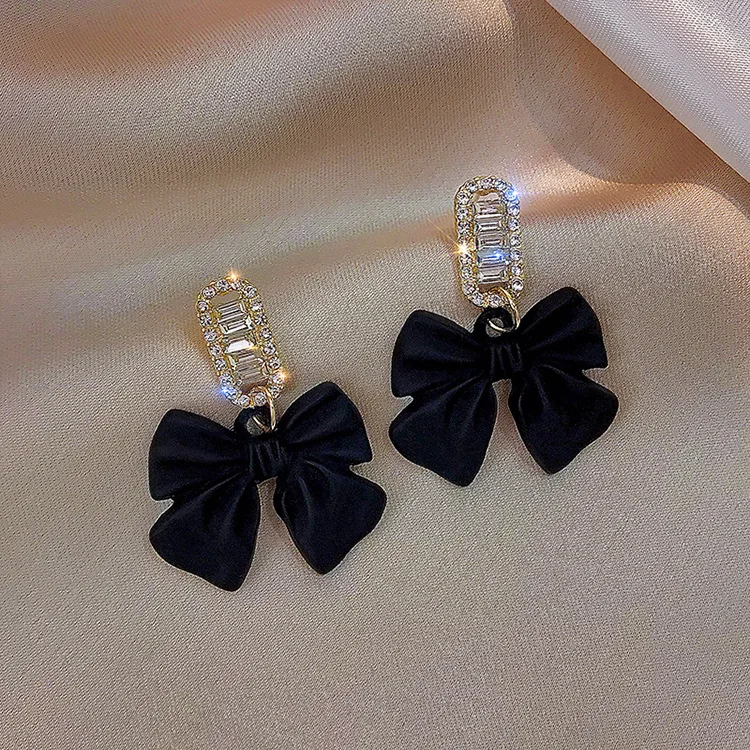 Black Bow Earrings Korean Temperament Net Red 925 Silver Needle Earrings 2021 New Trendy Earrings Female 
Black Bow Earrings Korean Temperament Net Red 925 Silver Needle Earrings 2021 New Trendy Earrings Female