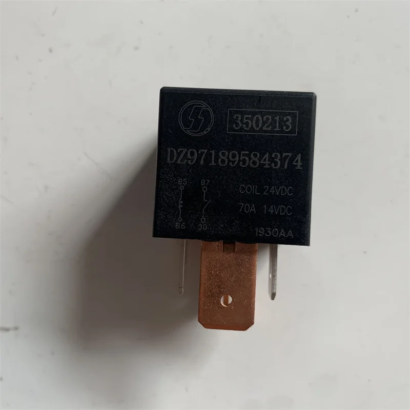 Реле DZ97189584374, подходит для Shaanxi SHACMAN F2000 F3000 X3000, 4-разъемные аксессуары для грузовиков
Реле DZ97189584374, подходит для Shaanxi SHACMAN F2000 F3000 X3000, 4-разъемные аксессуары для грузовиков