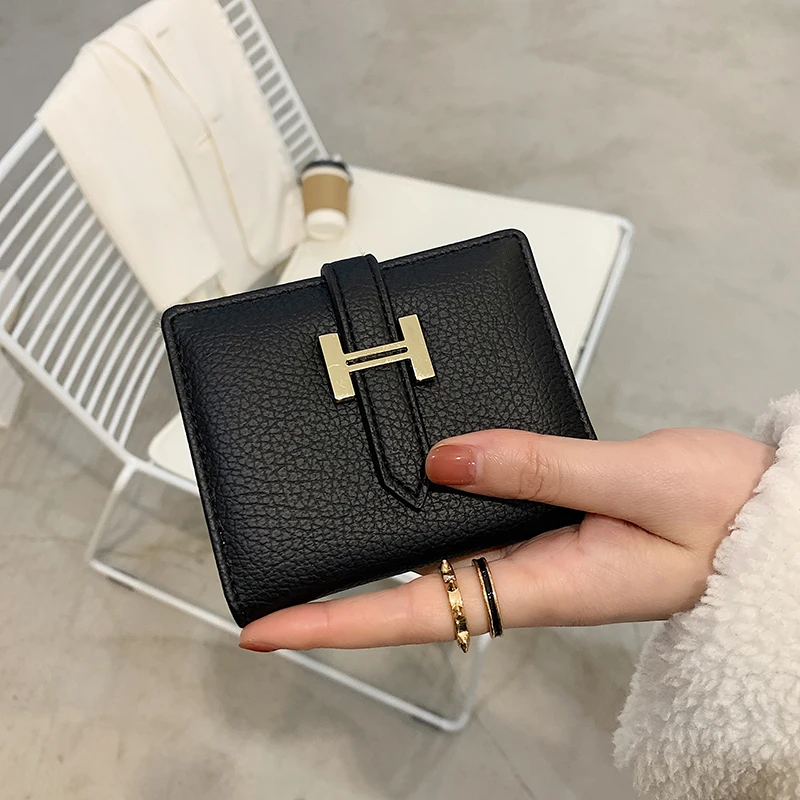 2021 Spring and Autumn New Wallet Short Women Wallets Zipper Purse Luxury Brand Wallets Trendy Coin wallets for women
2021 Spring and Autumn New Wallet Short Women Wallets Zipper Purse Luxury Brand Wallets Trendy Coin wallets for women